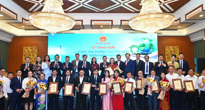 Lễ trao giải cuộc thi “Tuyên truyền viên tiết kiệm điện năm 2025”