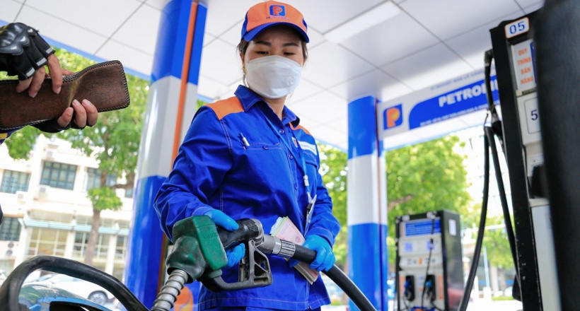 Xăng dầu chính thức được giảm 2% thuế VAT tới hết năm 2026