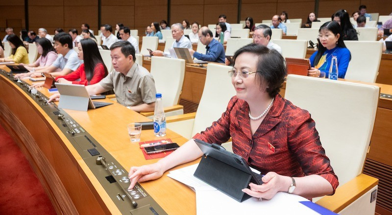 Chính thức quản lý cán bộ, công chức theo vị trí việc làm, xếp ngạch tương ứng