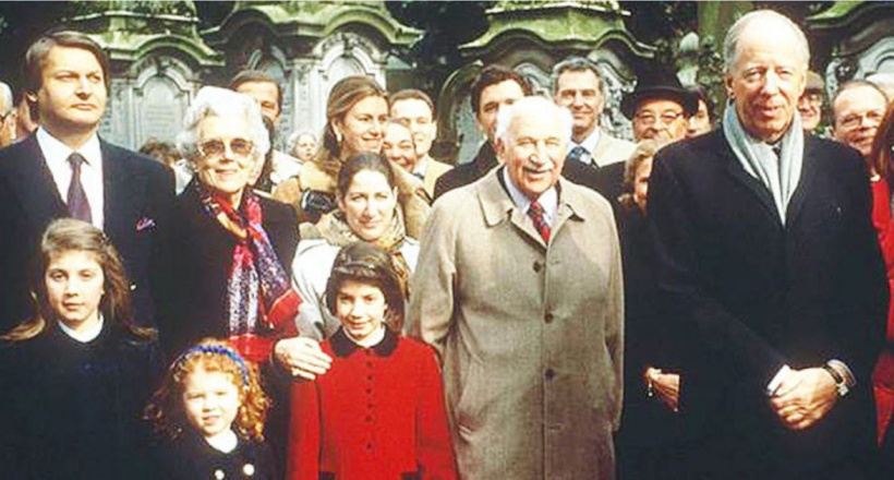 Gia tộc siêu giàu Rothschild đang âm thầm vào Việt Nam như thế nào?