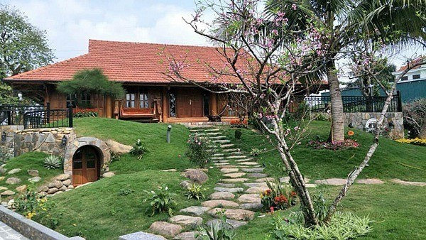 Đột nhập “biệt phủ” của nghệ sĩ Xuân Bắc ở ngoại thành Hà Nội