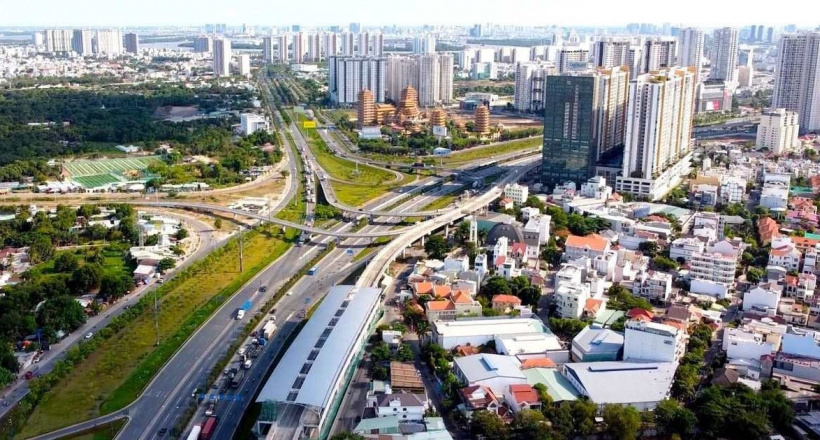 Chung cư, nhà riêng dẫn dắt thị trường bất động sản TP.HCM