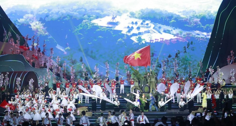 80 năm "văn hoá soi đường cho quốc dân đi"