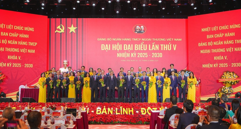 Đại hội đại biểu Đảng bộ Vietcombank lần thứ V: Giữ vững vai trò “sếu đầu đàn”, tiên phong hiện thực hóa các mục tiêu phát triển đất nước