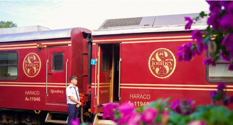 Có gì bên trong chuyến tàu chuyến tàu hơn 200 triệu đồng/người ở Việt Nam khiến du khách thích thú?