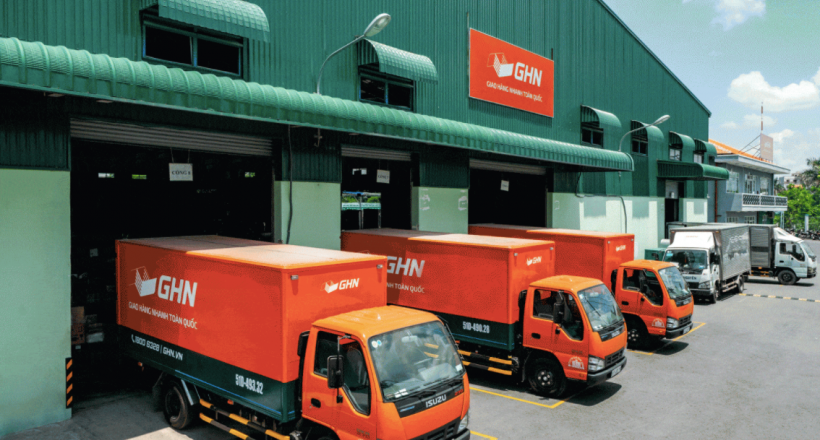 Giao hàng nhanh bị xử phạt vì cạnh tranh không lành mạnh