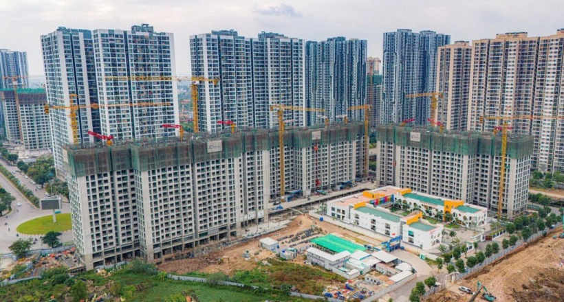 Giá nhà đất “trên mây”, dân chới với, nhà đầu tư “không thể chiến đấu”