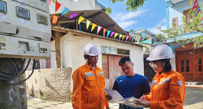 Người dân phản ánh hóa đơn tiền điện tăng cao, EVN nói có “thông tin giả nhằm câu view”