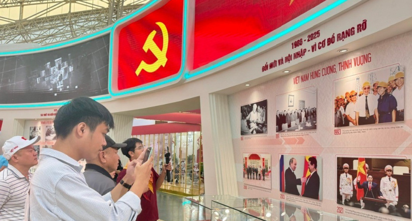 Triển lãm “80 năm hành trình Độc lập - Tự do - Hạnh phúc” kéo dài thời gian mở cửa đến 15/9