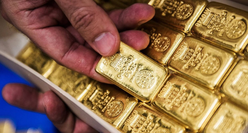 Giá vàng thế giới tiến sát mốc đỉnh, chuyên gia dự báo đạt 4.000 USD/ounce vào cuối năm