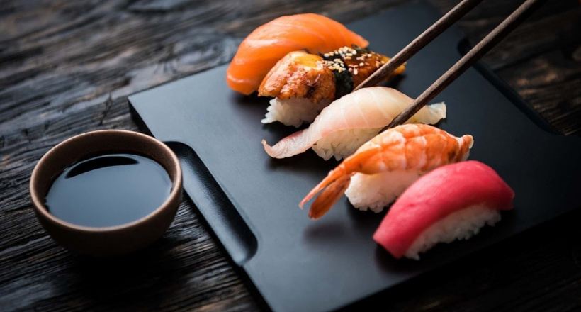 Cá tra Việt Nam hóa "ngôi sao mới" trong thế giới sushi Nhật Bản