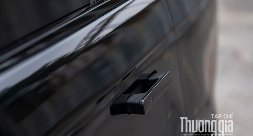 Trung Quốc dự kiến cấm tay nắm cửa ô tô thò thụt, cú đánh lớn vào ngành xe điện