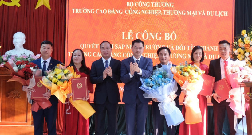 Bộ Công Thương công bố quyết định sáp nhập 2 trường cao đẳng tại tỉnh Thái Nguyên