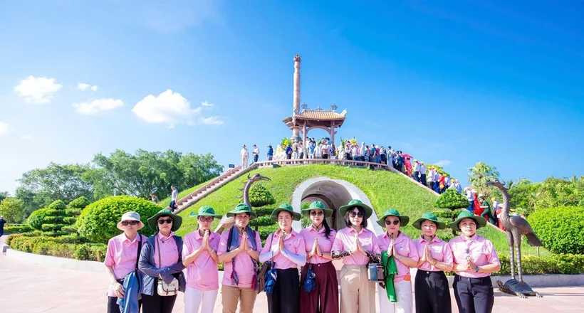 Hội đồng Nữ Doanh nhân VACOD-HBA: Hành trình về miền di sản, lan tỏa tinh thần tri ân và kết nối nữ doanh nhân