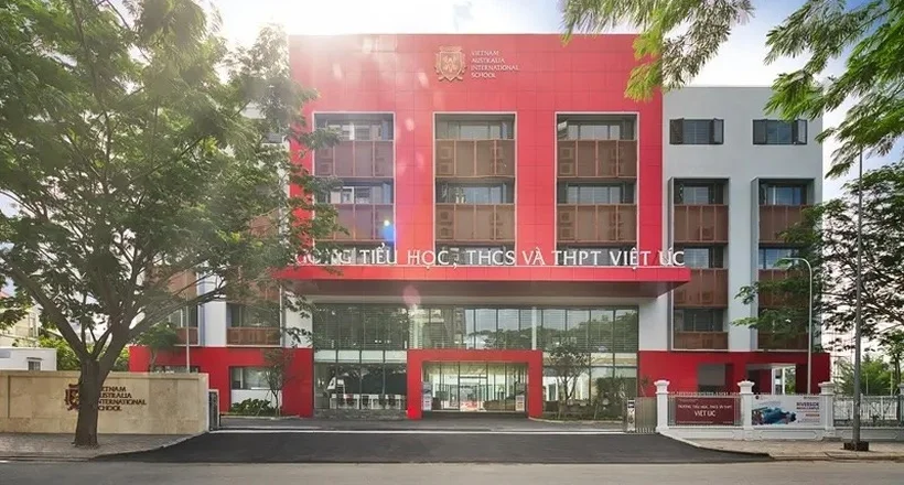 Chân dung các “cá mập” nhăm nhe chi 1,5 tỷ USD mua lại công ty mẹ của trường Quốc tế Việt-Úc