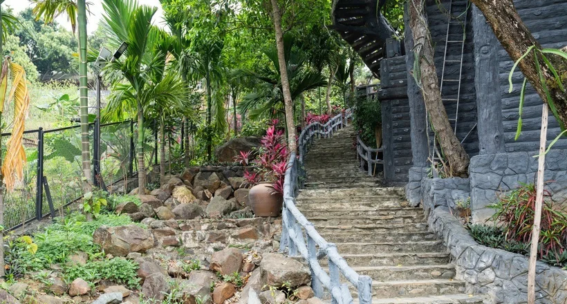 Choáng trước cơ ngơi rộng 8.000m2 của nữ NSND trẻ nhất Việt Nam