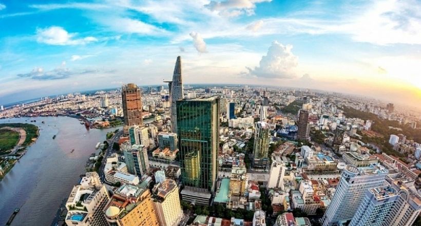 UOB: Kinh tế Việt Nam tăng trưởng tích cực nhưng đối mặt áp lực lớn từ cú sốc năng lượng