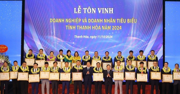 Hướng dẫn xét tôn vinh, trao tặng giải thưởng cho doanh nhân, doanh nghiệp