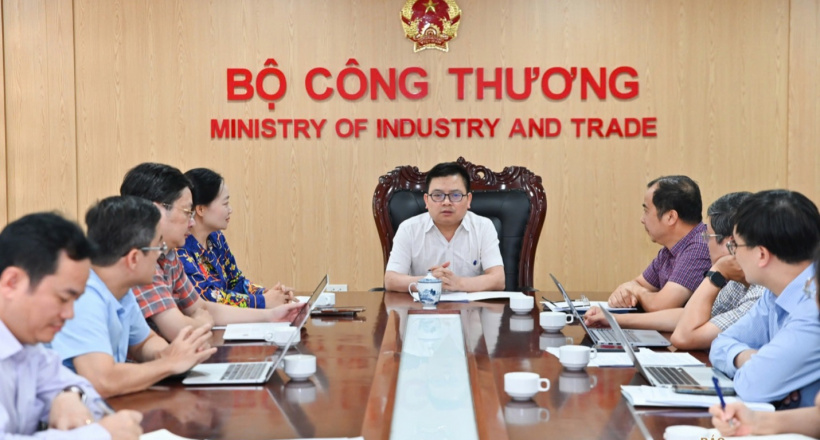 Bộ Công Thương đẩy mạnh tuyên truyền sử dụng năng lượng tiết kiệm và hiệu quả