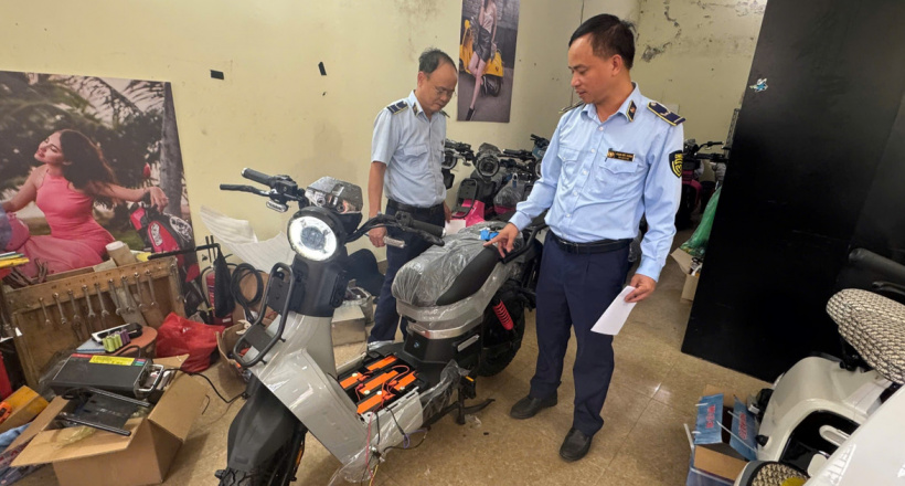 Tạm giữ lượng lớn xe đạp điện bất hợp pháp, "độ" công suất
