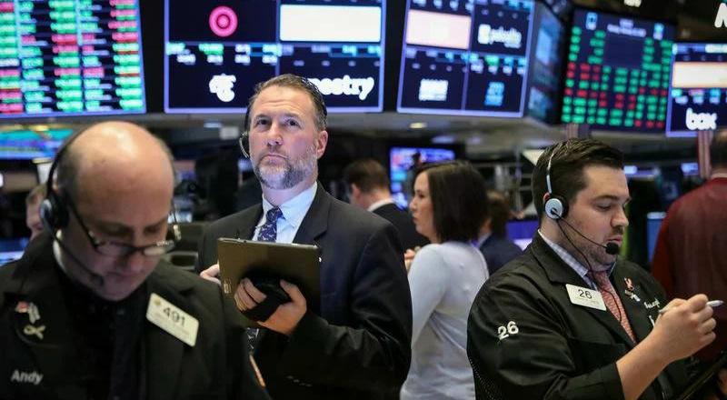 Ông Trump tuyên bố hủy kế hoạch tấn công Iran, giá dầu lao dốc