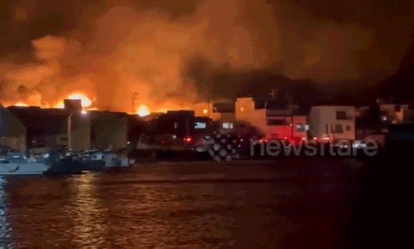 Hỏa hoạn thảm khốc tại khu dân cư khiến 170 căn nhà bị thiêu rụi