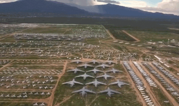 Ngắm “nghĩa địa” lưu trữ gần 4.000 máy bay quân sự rộng lớn từ trên không