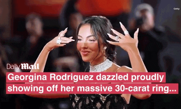 Vị hôn thê của Ronaldo khoe chiếc nhẫn kim cương đính hôn trị giá 3 triệu USD