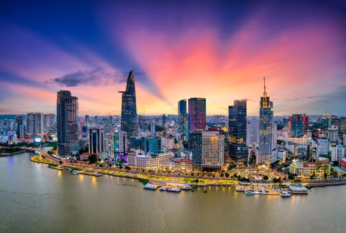 viet-nam-dat-duoc-thanh-tuu-phat-trien-kinh-te-it-quoc-gia-co-the-lam-duoc-post1209899.jpg.avif