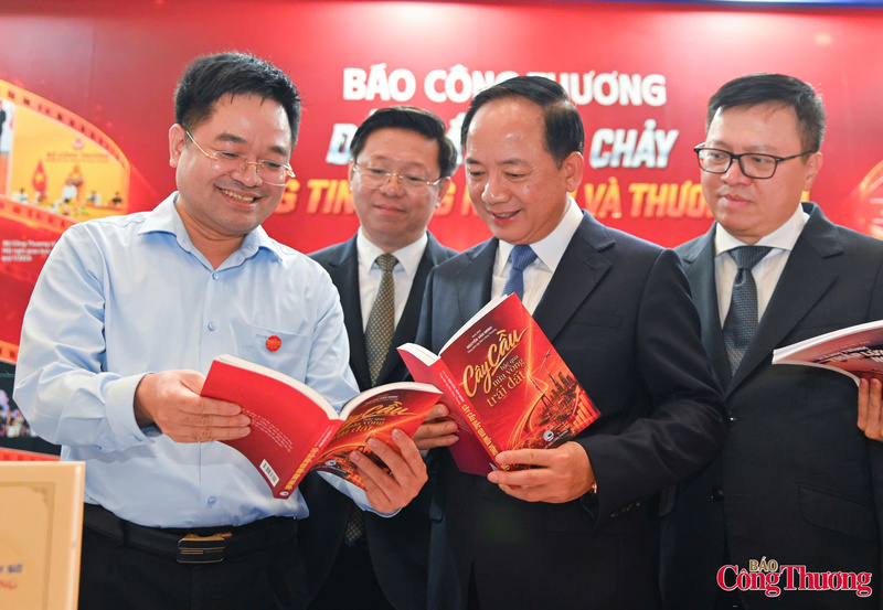 Ấn tượng gian trưng bày của Báo Công Thương tại Hội Báo toàn quốc 2026 - 2