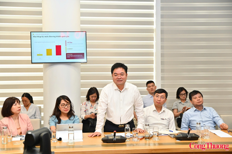 Theo Tổng Biên tập Báo Công Thương Nguyễn Văn Minh, báo chí có sứ mệnh và trách nhiệm quảng bá để thương hiệu Việt Nam vươn cao, bảo vệ để lợi ích quốc gia bền vững.