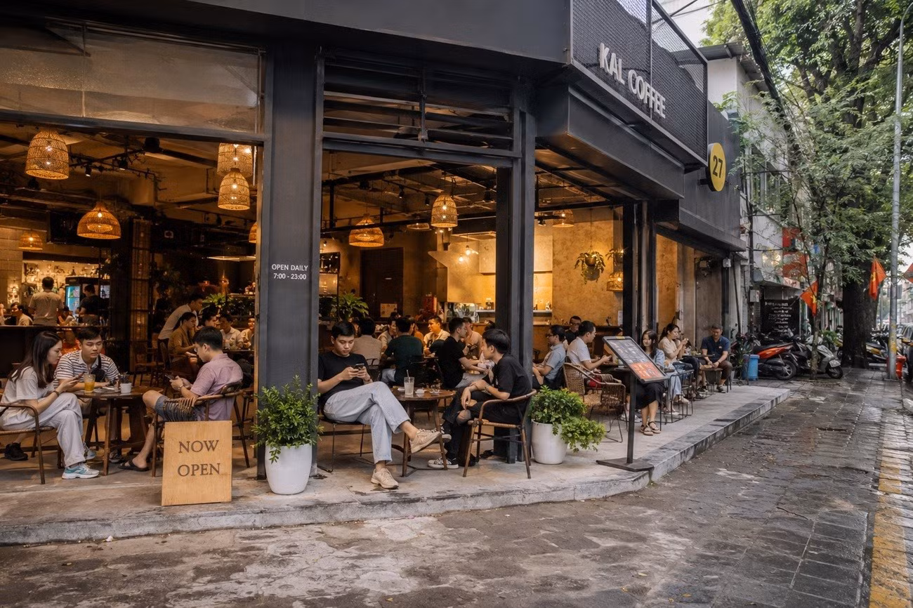 cafe.jpg.avif