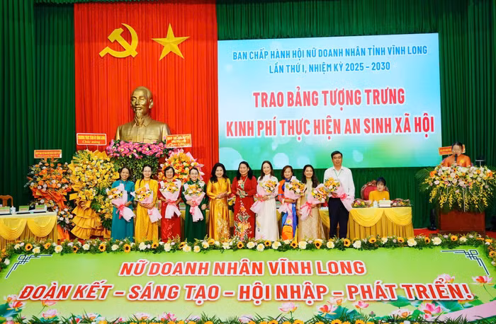 dang-thi-truc-lan-chi.jpg.avif