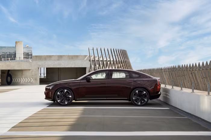 volvo-es90-2.jpg.avif