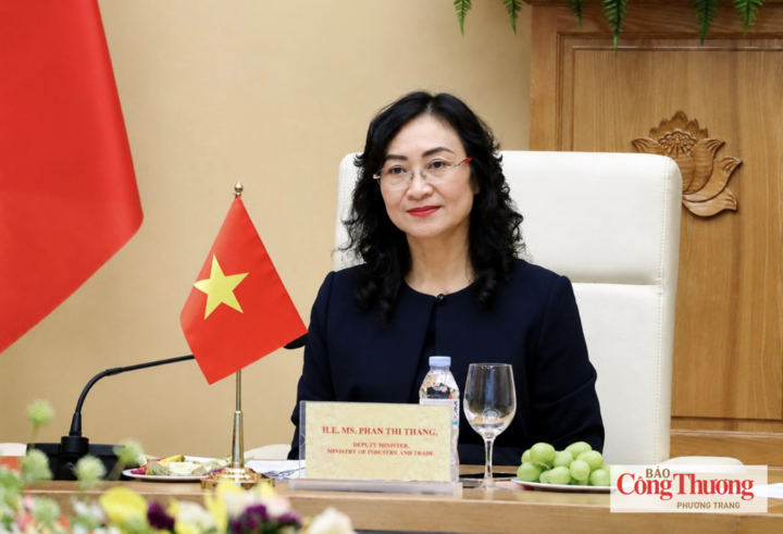 Thứ trưởng Bộ Công Thương Phan Thị Thắng.