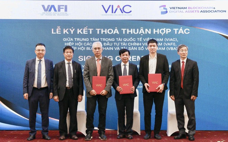 Ra mắt Hội đồng chuyên gia giải quyết tranh chấp fintech và kinh tế số